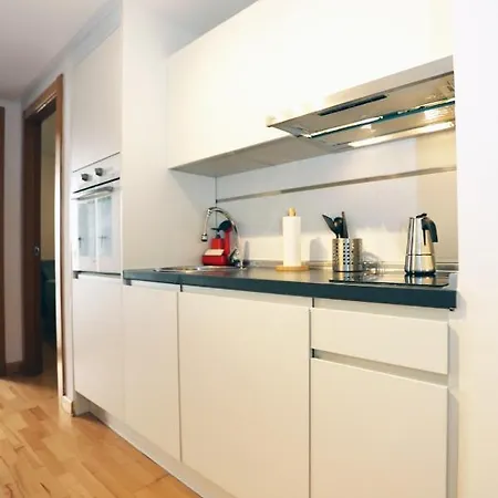 Casa Fenicia - Cosy Apartment With Free Private Parking Málaga Exterior foto